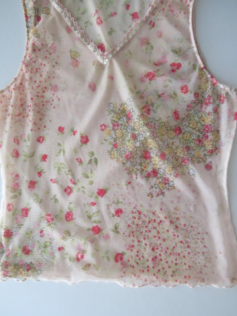Vintage Italian Sheer Pink Floral Mesh Tank Top, Vintage Intimissimi Ditsy Rose - Picture 3 of 10